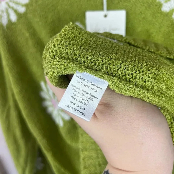 NWT Show Me Your Mumu Seasons Change Sweater XS - Picture 8 of 8